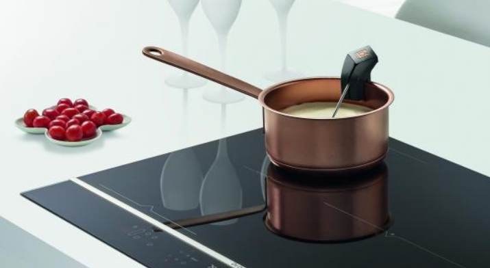 Индукционная варочная панель De Dietrich с PERFECT SENSOR DPI7684XT