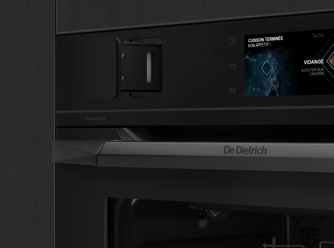 Духовой шкаф с паром De Dietrich DOR4747B