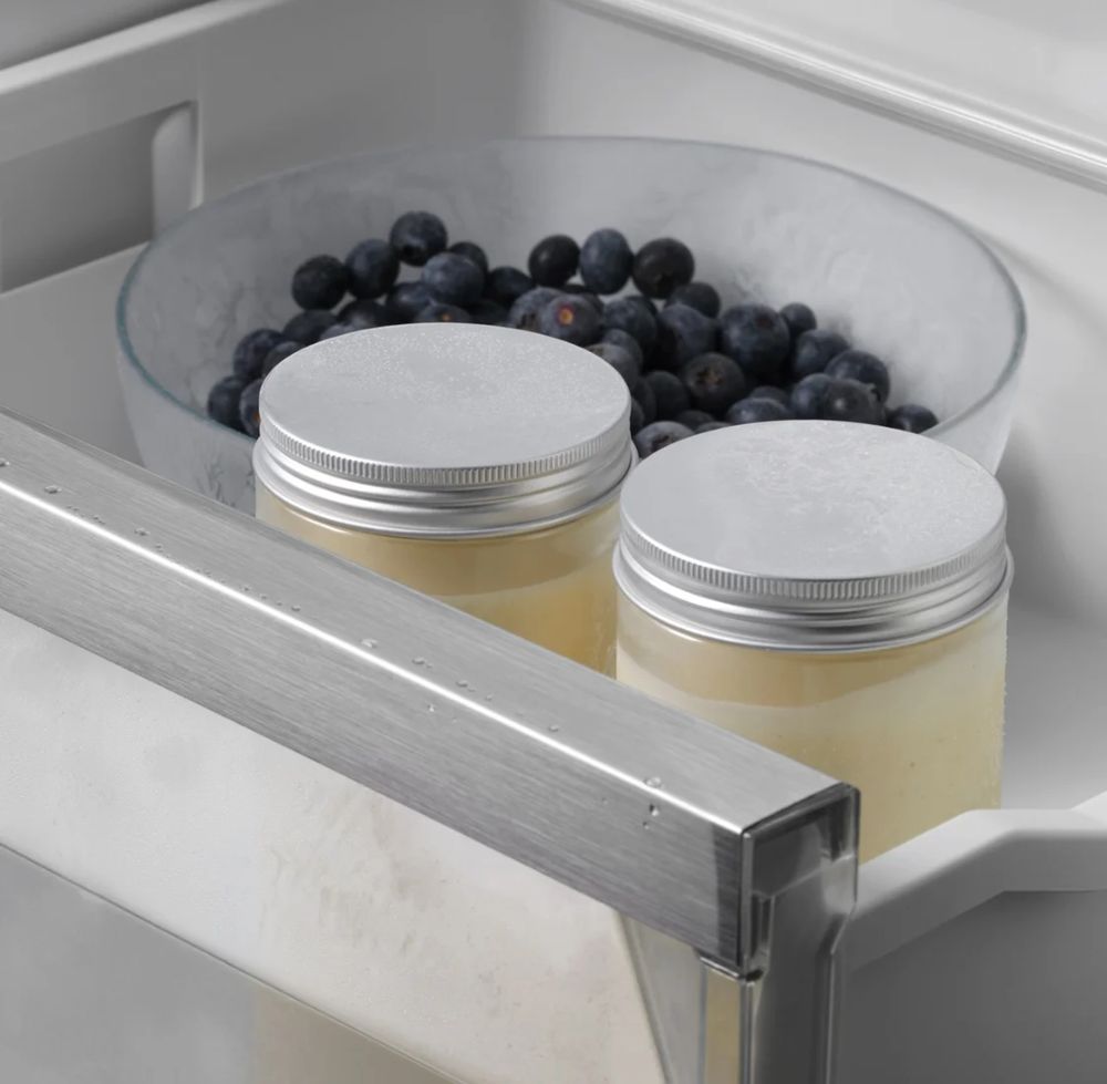 Встраиваемая морозильная камера V-ZUG Freezer V4000 178N FR4T-53003