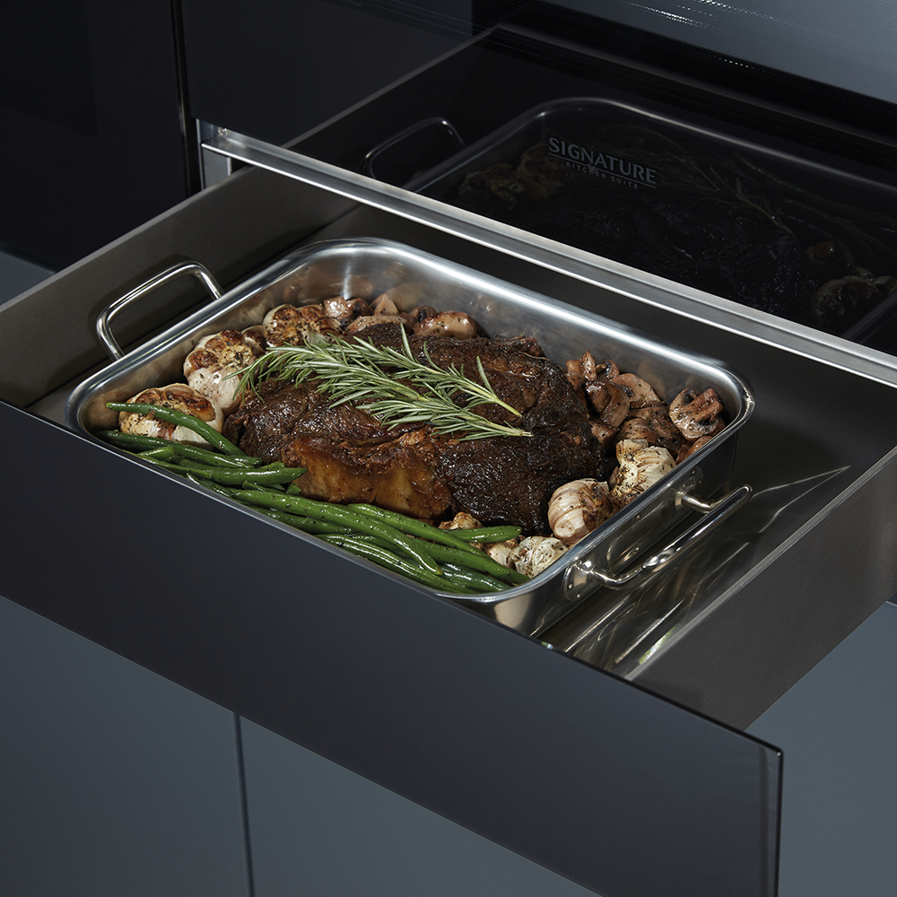 Шкаф для подогрева посуды Signature Kitchen Suite SKSWD2401S