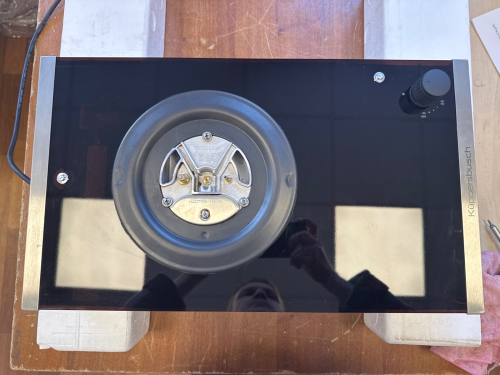 Газовая варочная панель Kuppersbusch GWS 3811.0 ED стальная рамка