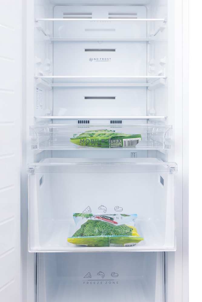 Встраиваемый морозильный шкаф GRAUDE IG 180.3